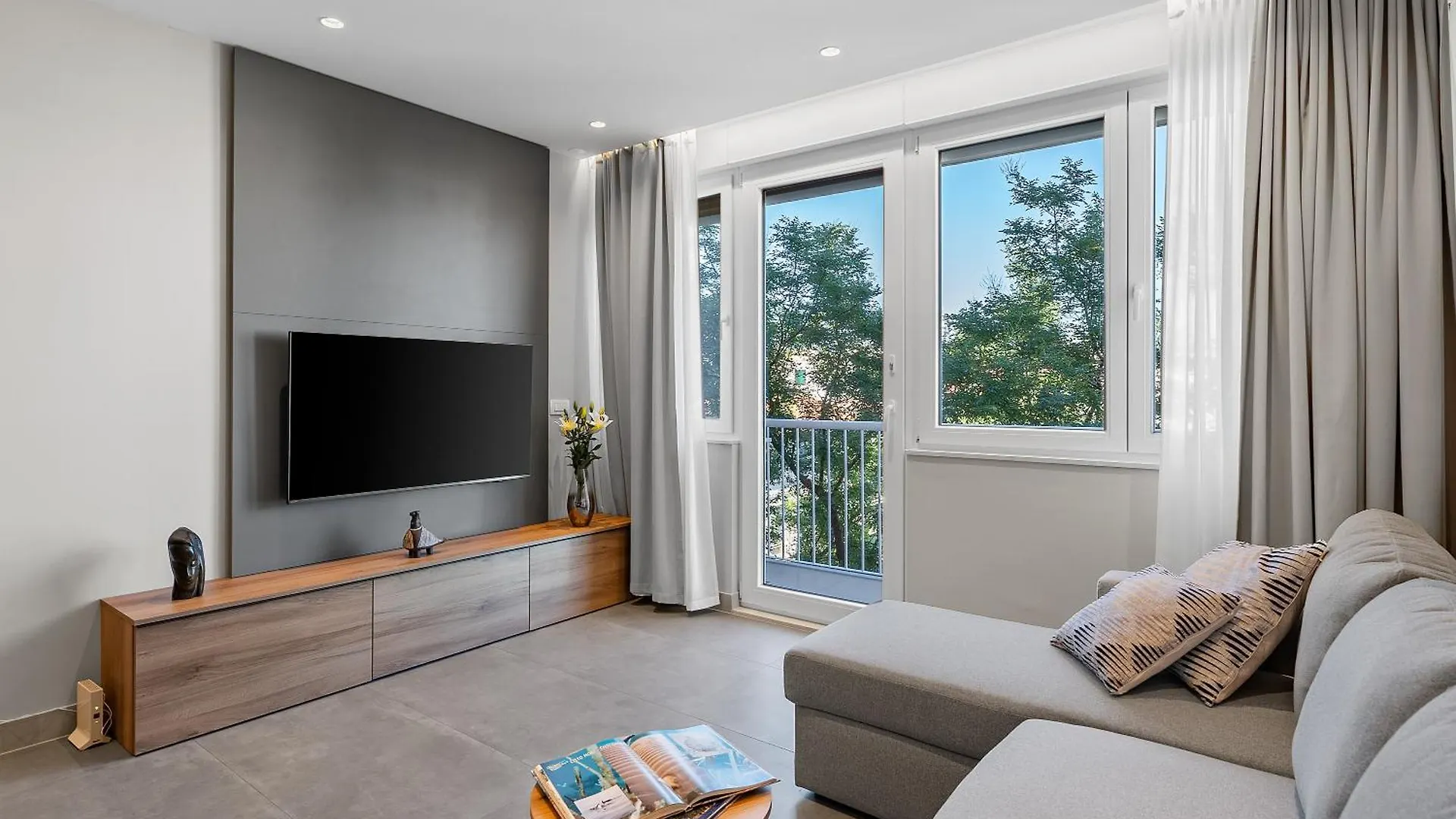 Macchiato, New Luxury Apartment Near Bacvice Beach Split